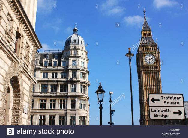 big-ben-clock-tower-in-london-united-kingdom-cmnnae